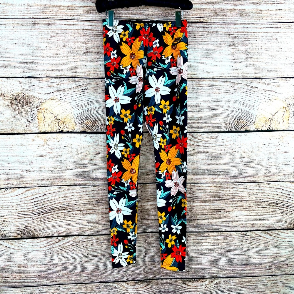 Nike Flower Print Leggings